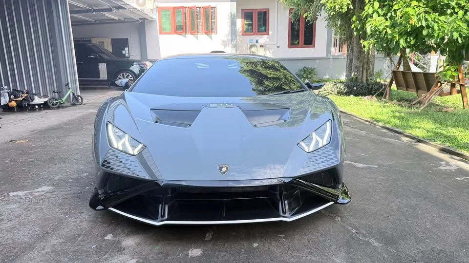 2022 Lamborghini Huracan 2