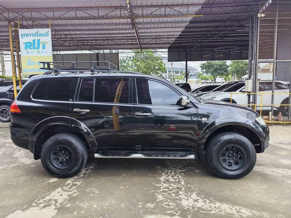 2010 Mitsubishi Pajero Sport II 3