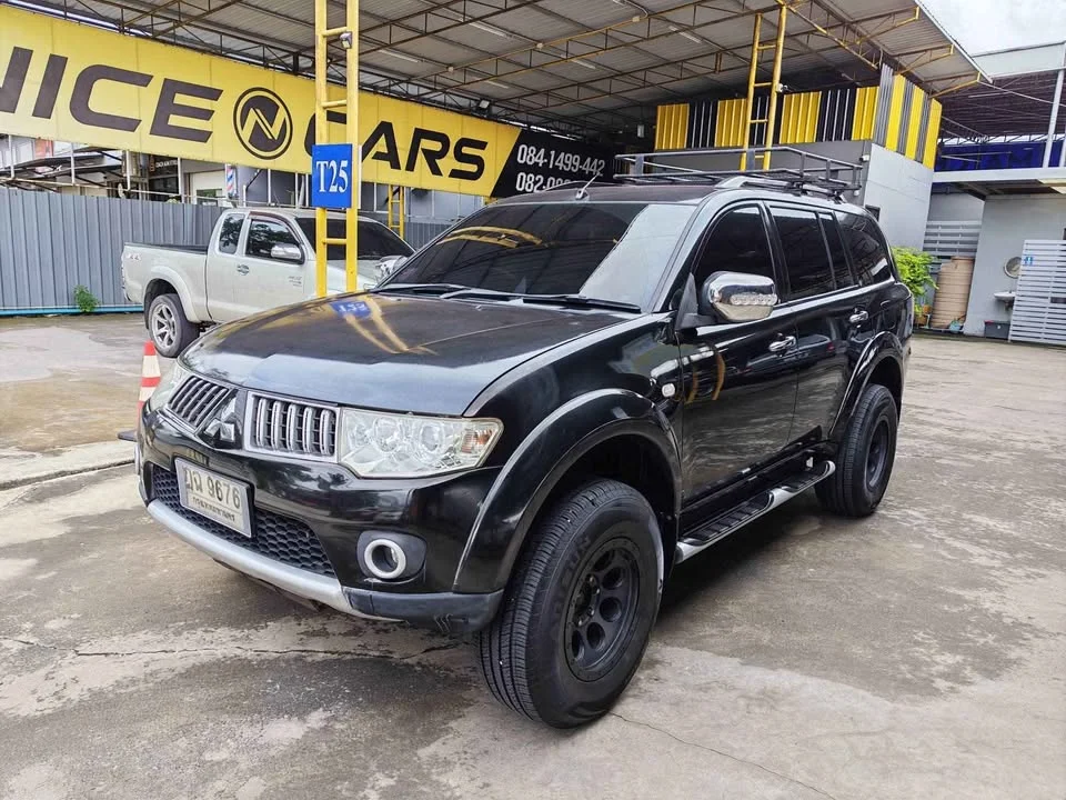 2010 Mitsubishi Pajero Sport II 2