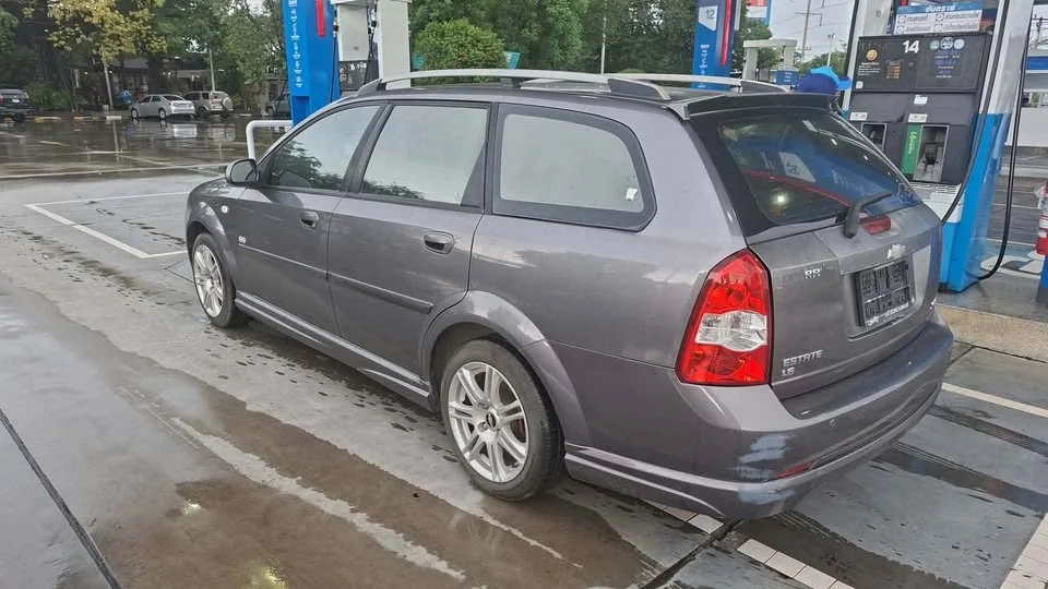 2005 Chevrolet Optra 2