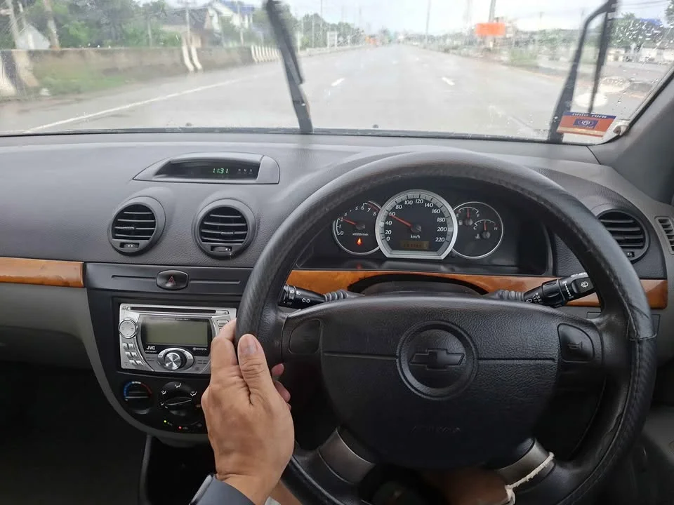 2005 Chevrolet Optra 3