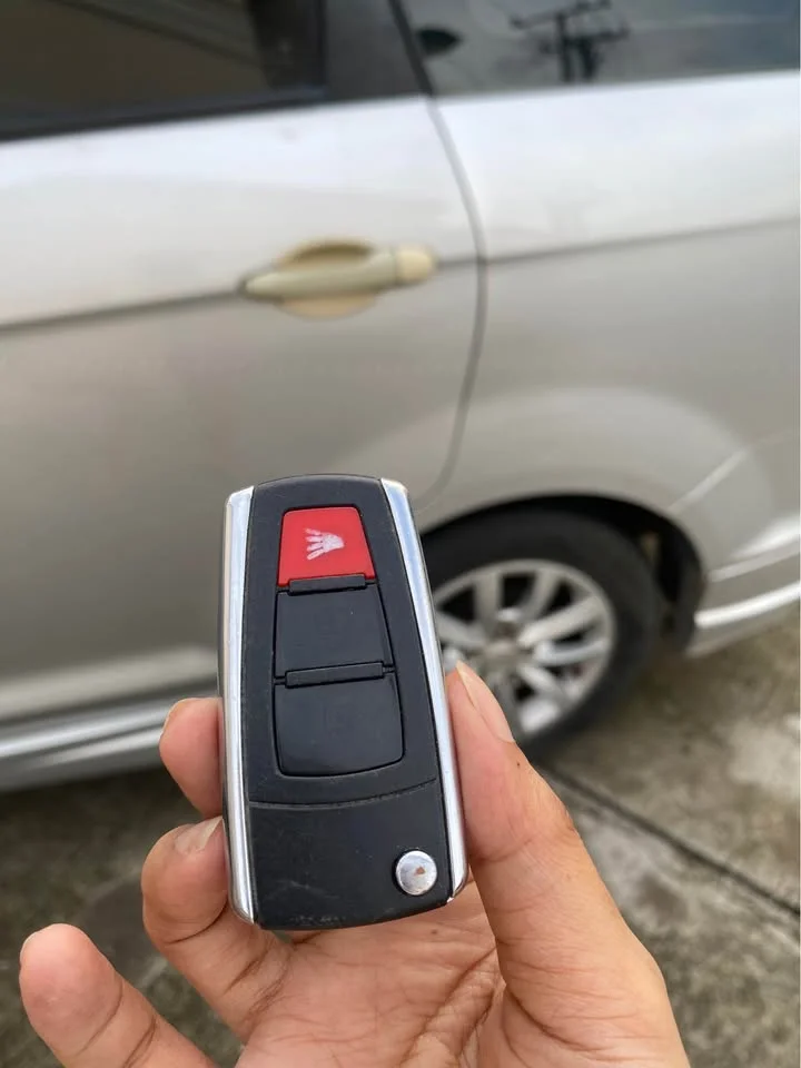 2011 Proton Exora 2