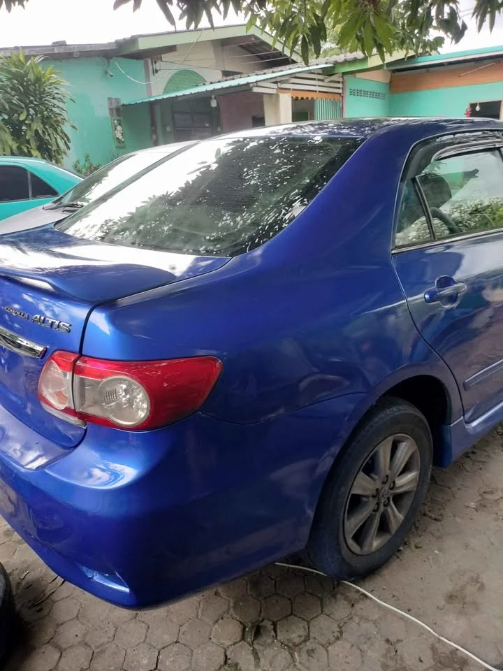 2013 Toyota Corolla Altis X (E140) 2
