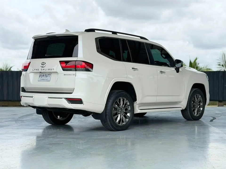 2022 Toyota Land Cruiser J300 2