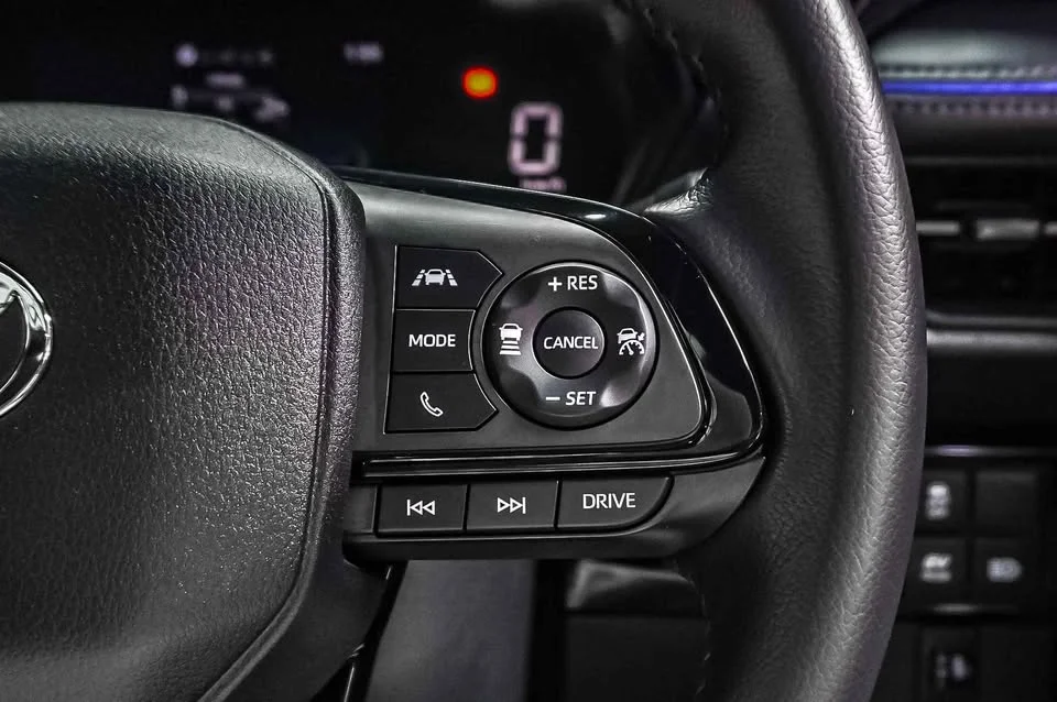 2024 Toyota Yaris Cross AC200 3