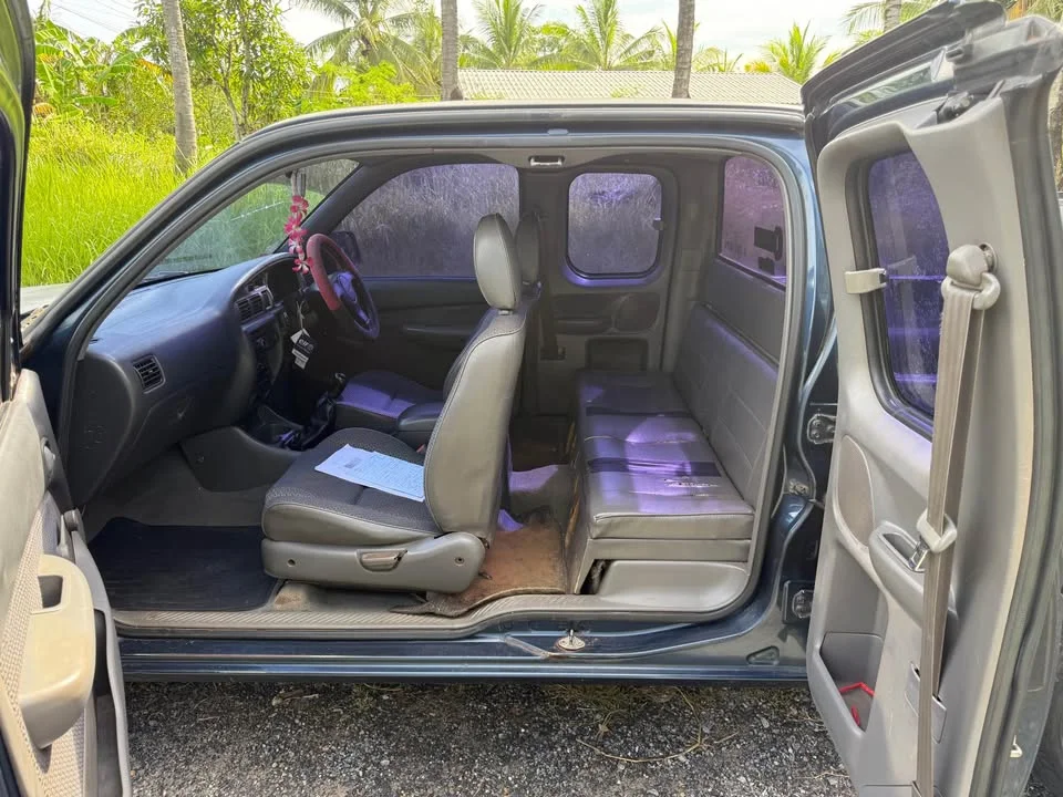 2003 Ford Ranger I 3
