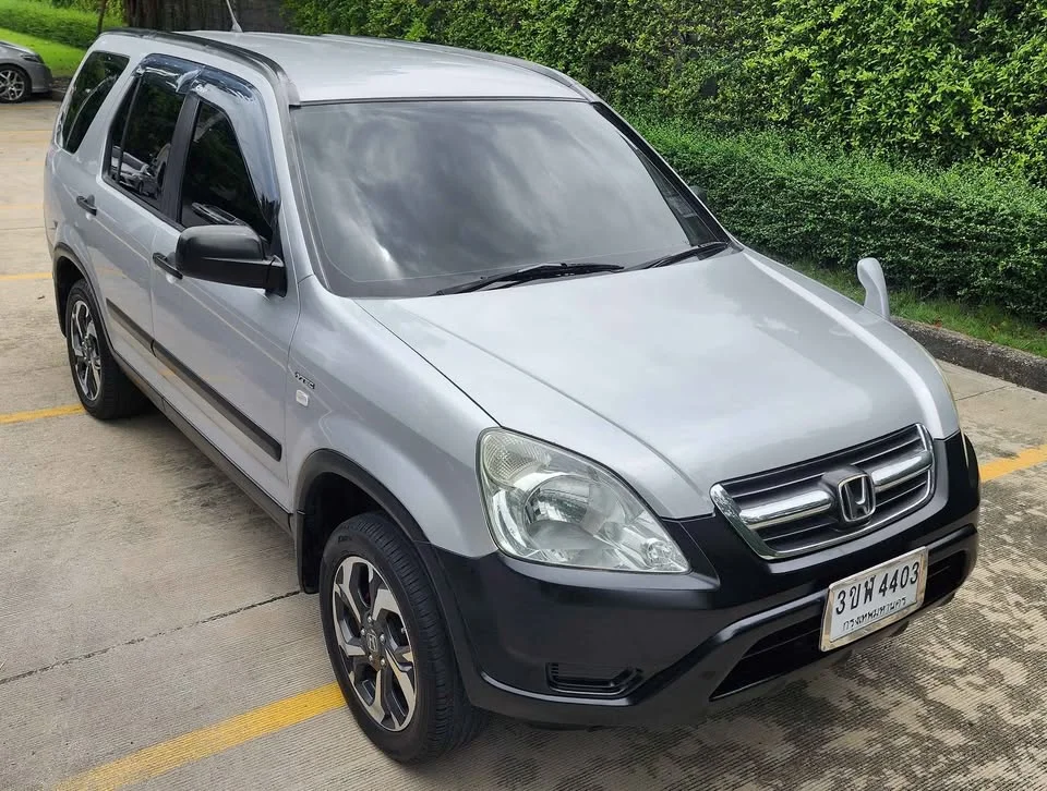 2003 Honda CR-V II 2