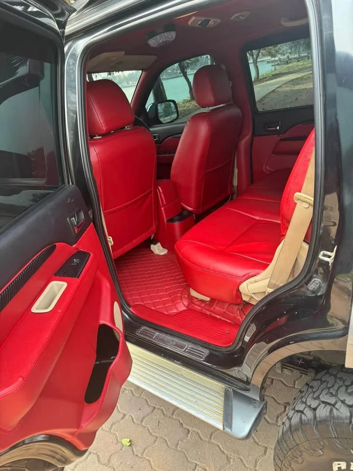 2006 Ford Everest I 3