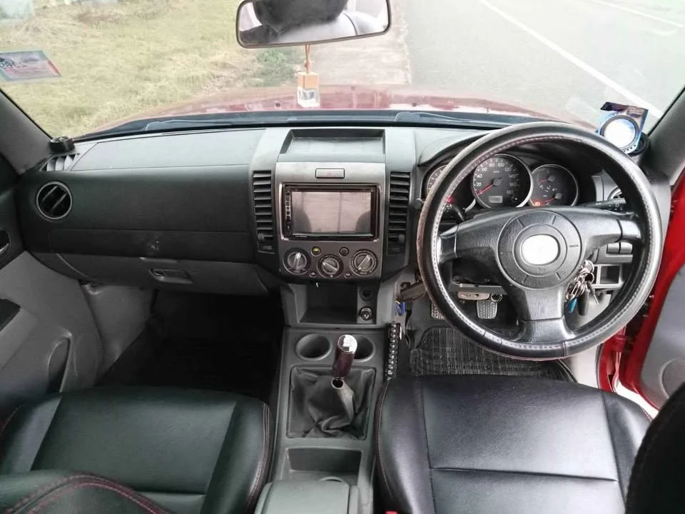 2012 Mazda BT-Series I 2