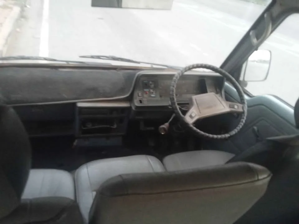 1988 Toyota Commuter III 2