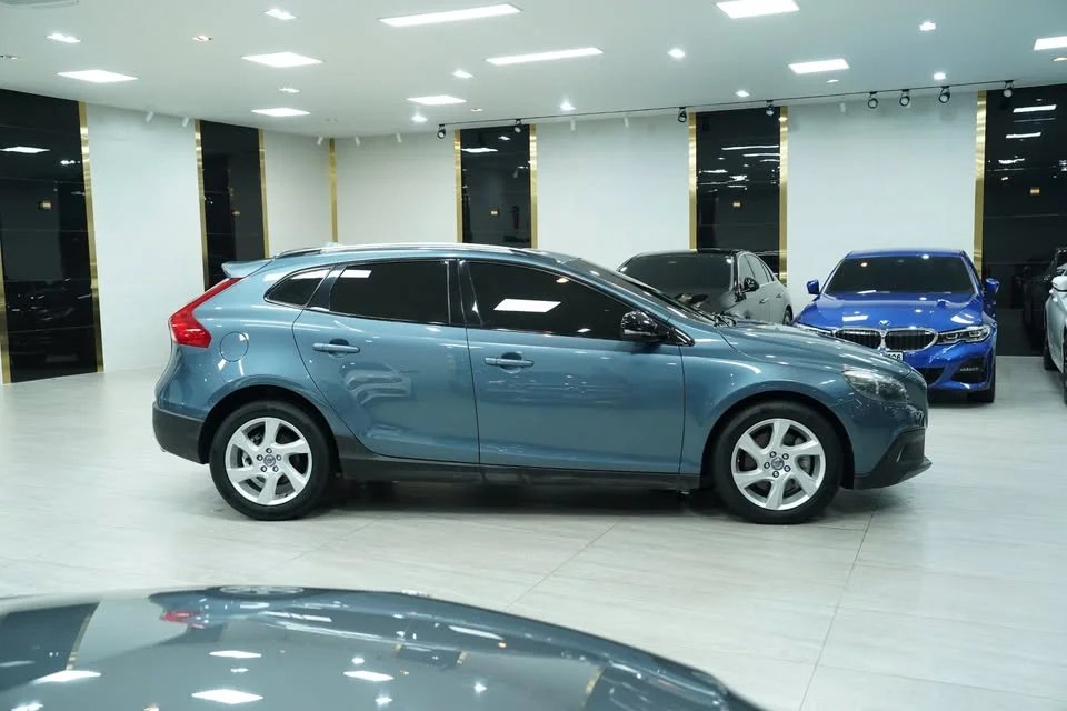 2015 Volvo V40 II 3