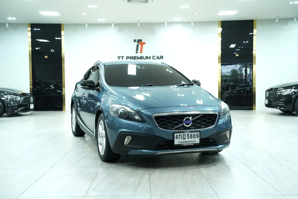 2015 Volvo V40 II 2