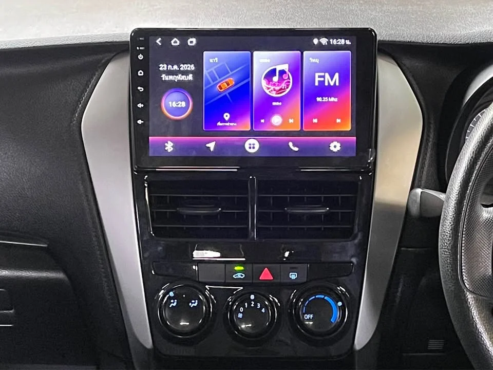 2017 Toyota Yaris ATIV III 3