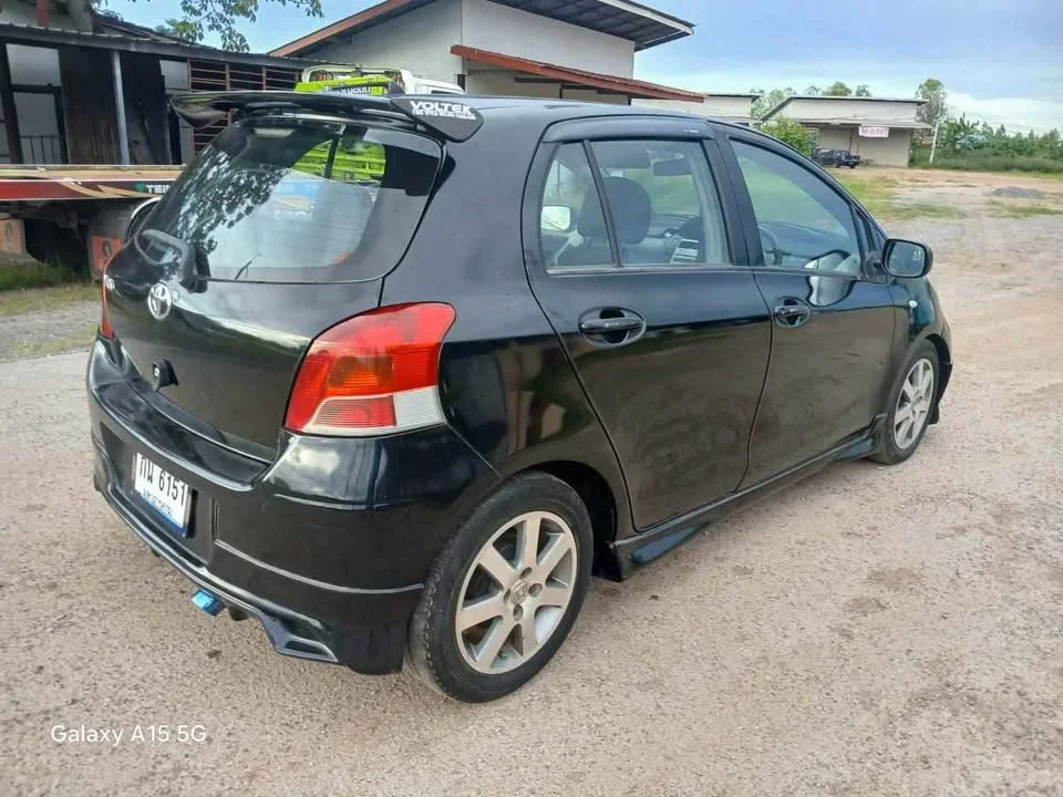 2009 Toyota Yaris II 3
