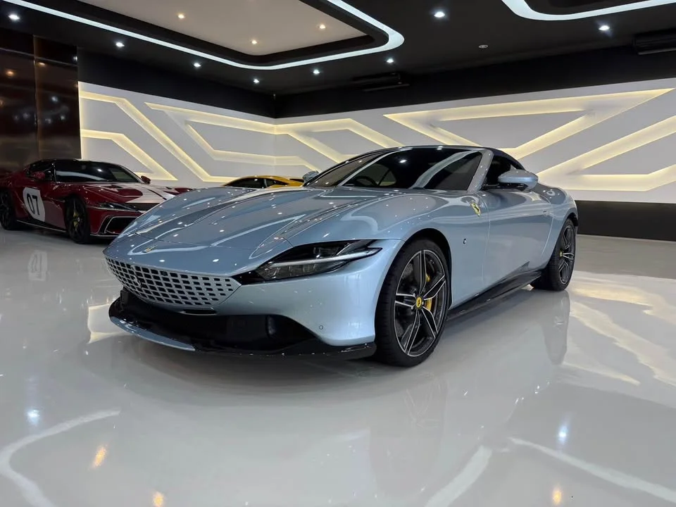 2025 Ferrari SF90 Stradale 2