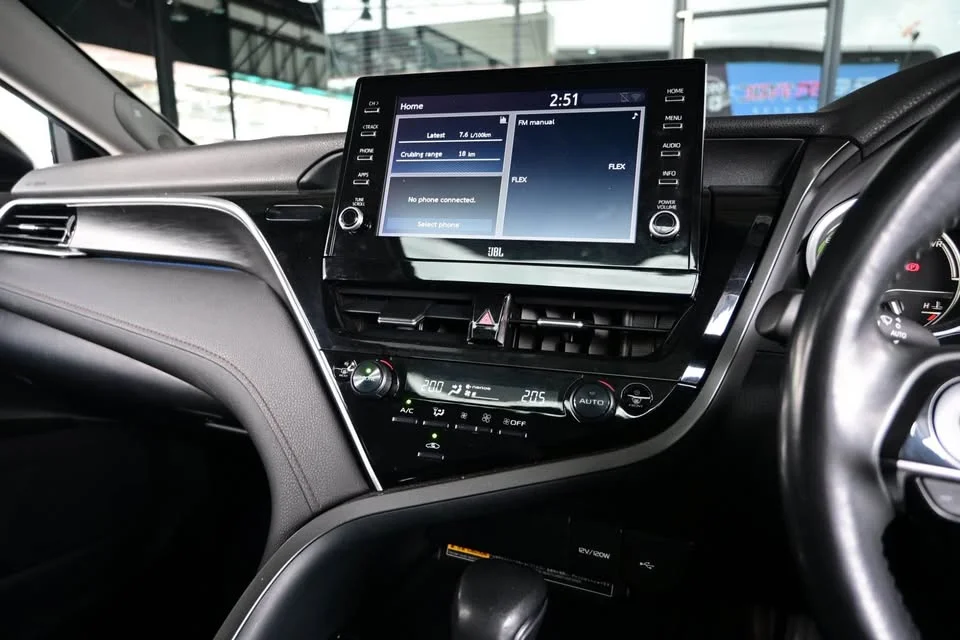 2023 Toyota Camry VIII (XV70) 3