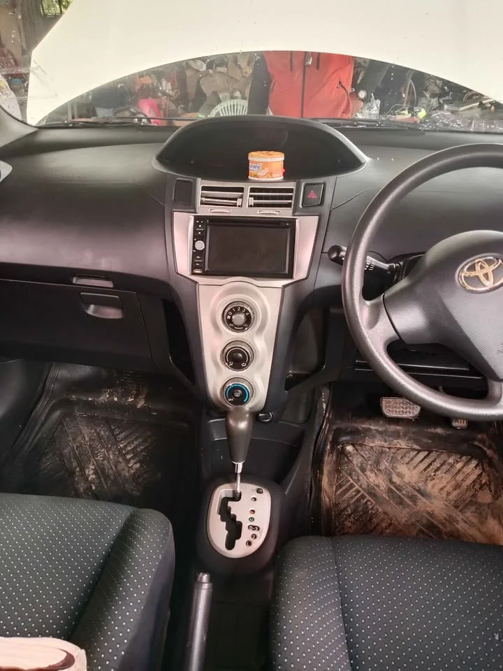 2007 Toyota Yaris II 3