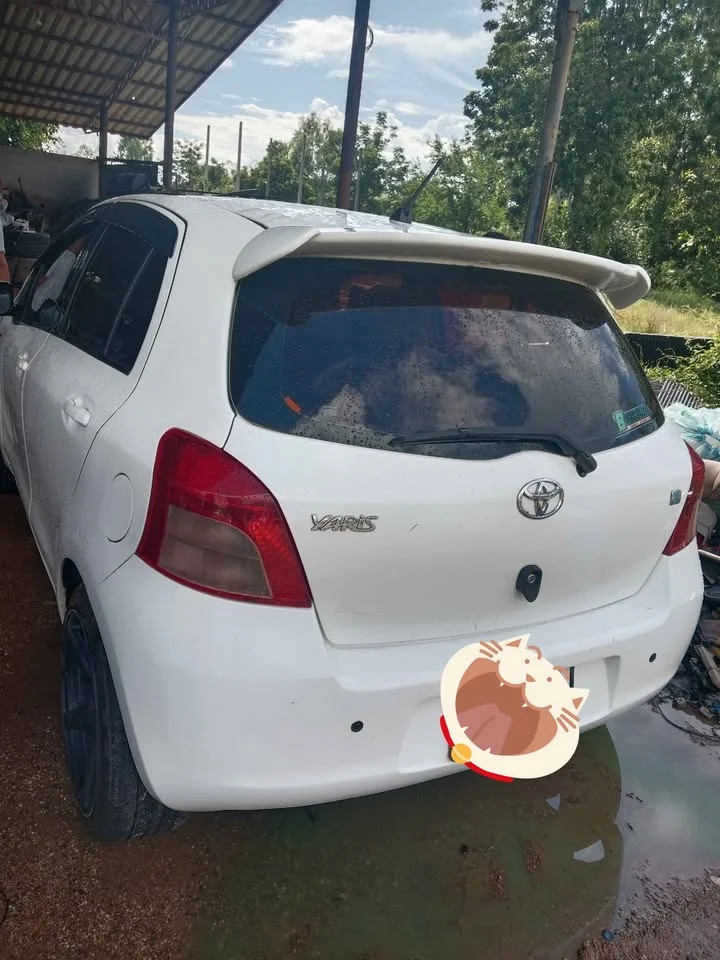 2007 Toyota Yaris II 2