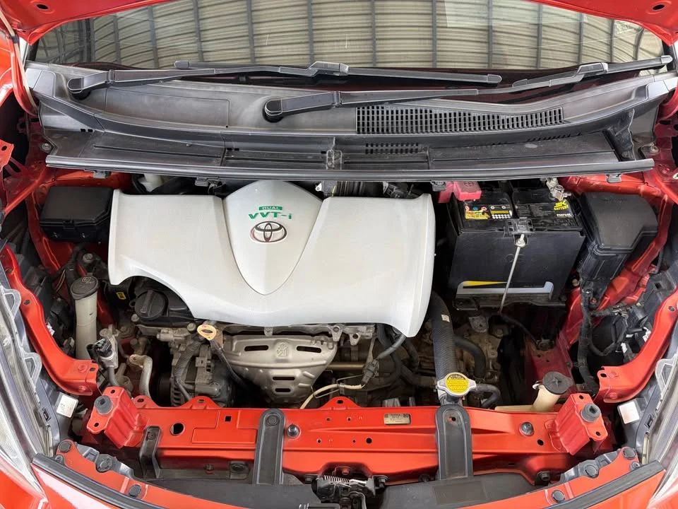 2016 Toyota Sienta II 3