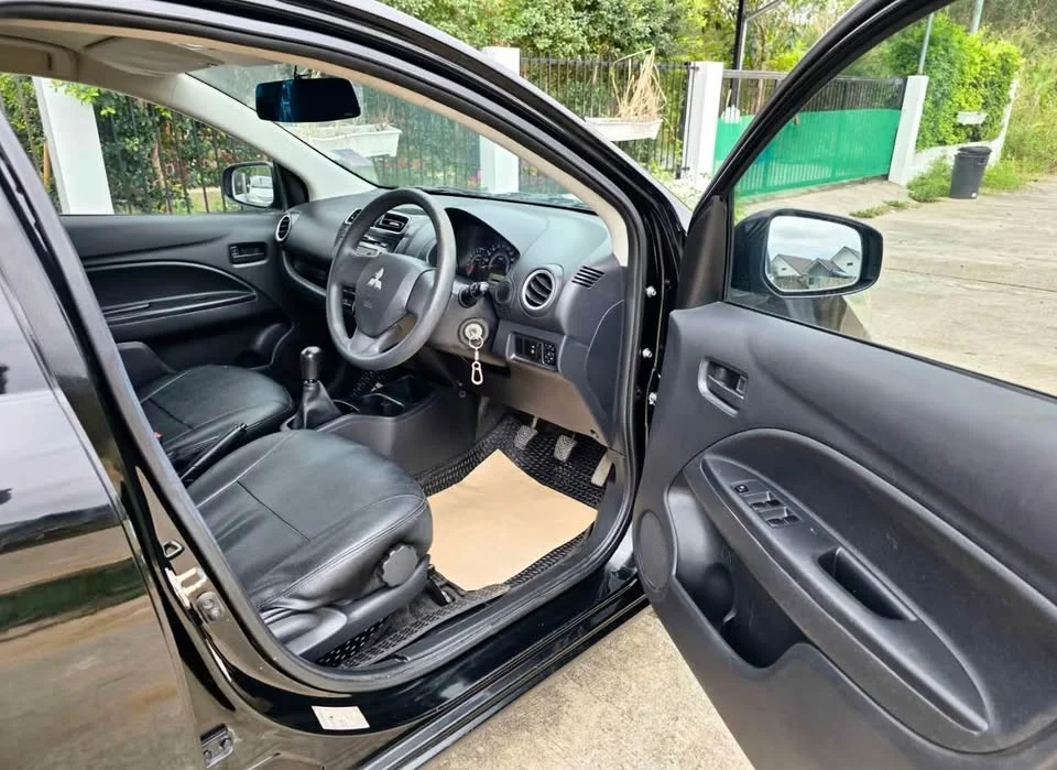 2013 Mitsubishi Attrage VI 3