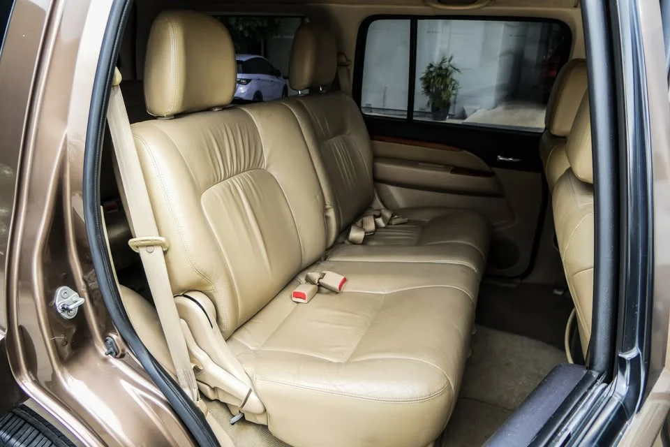 2011 Ford Everest I 3