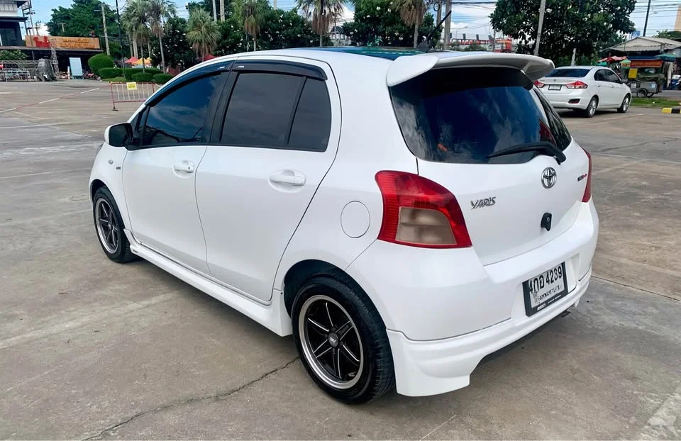 2008 Toyota Yaris II 3