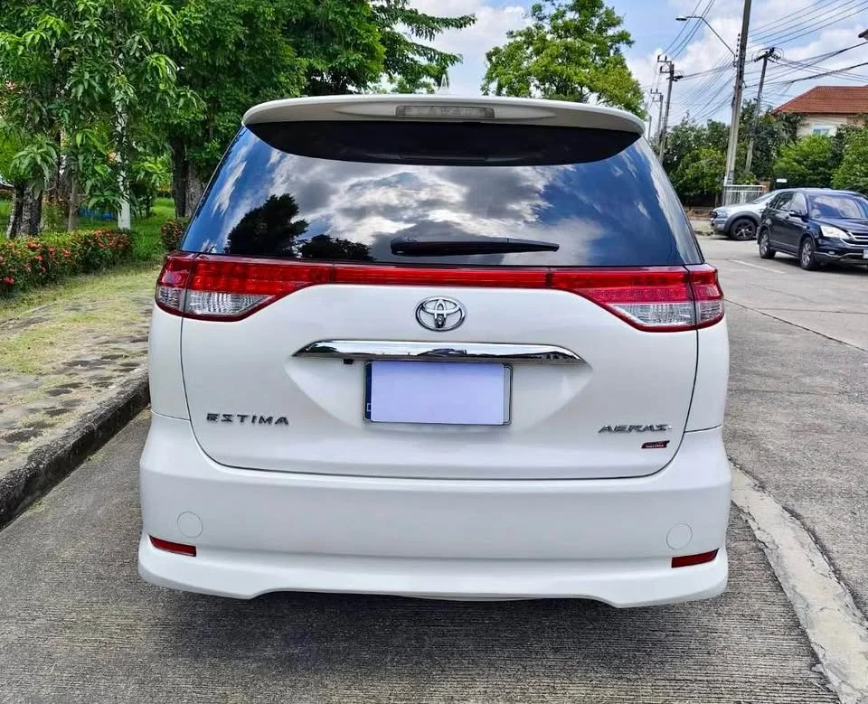 2010 Toyota Estima III 3