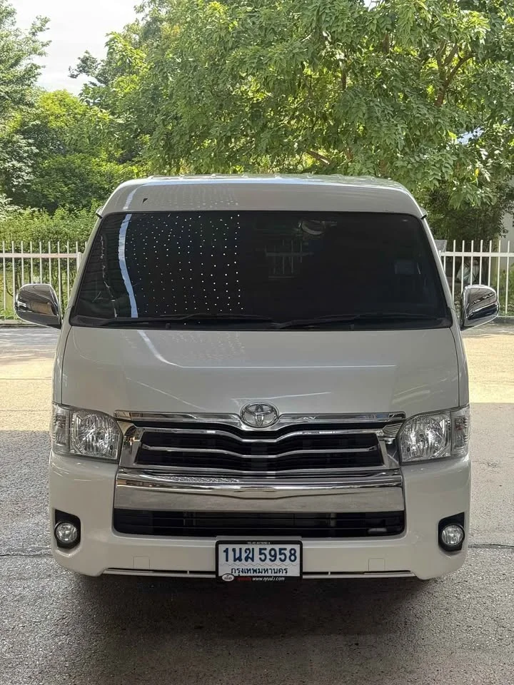2018 Toyota Commuter V (H200) 3