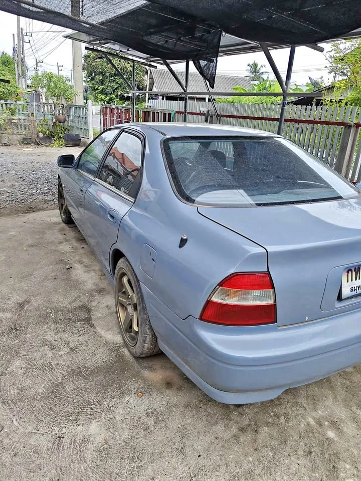 Honda Accord V 2