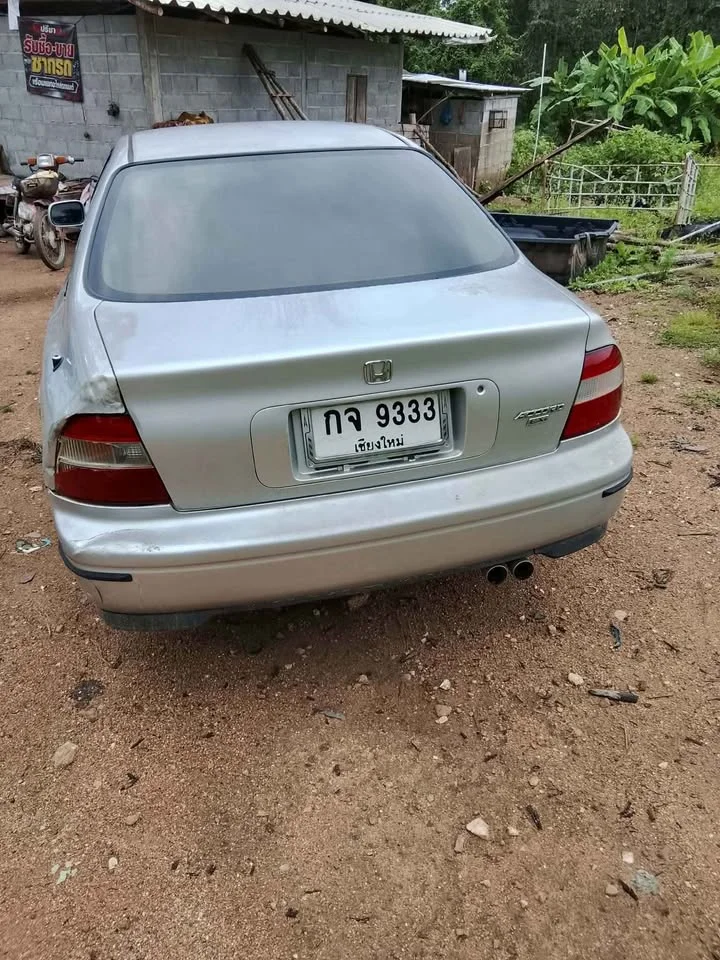 1995 Honda Accord V 3