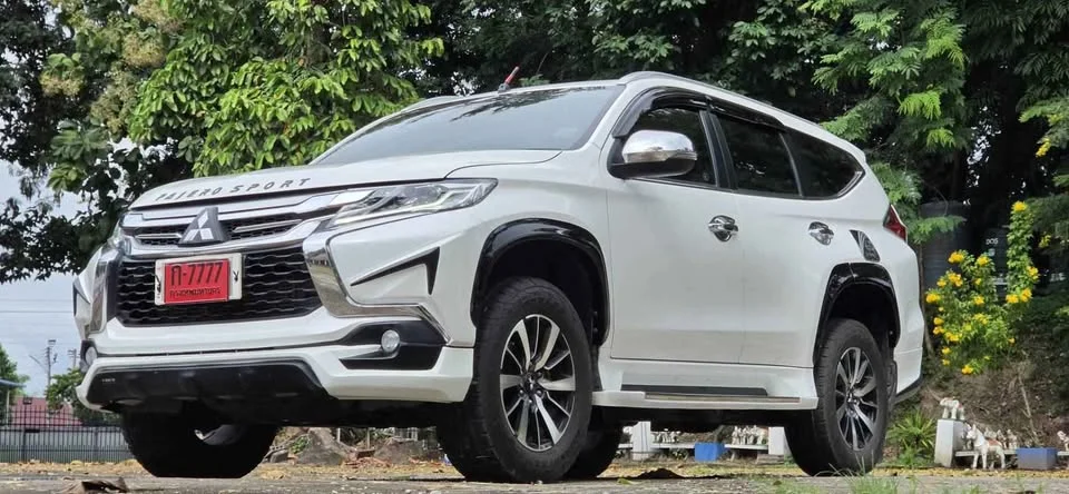 2016 Mitsubishi Pajero Sport III 3