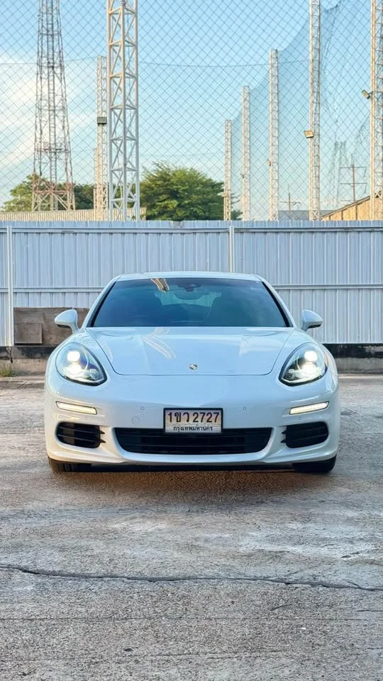 2015 Porsche Panamera I 2