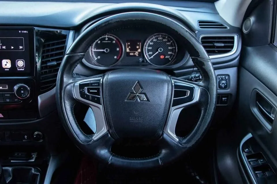 2017 Mitsubishi Triton V 2