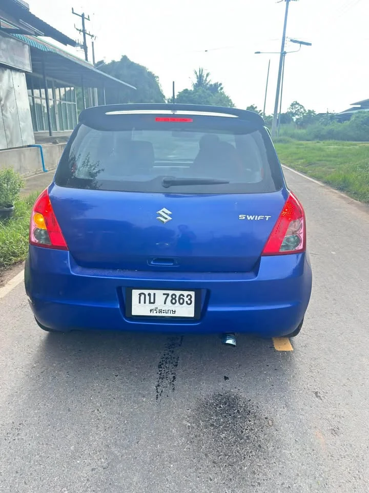 2011 Suzuki Swift I 2
