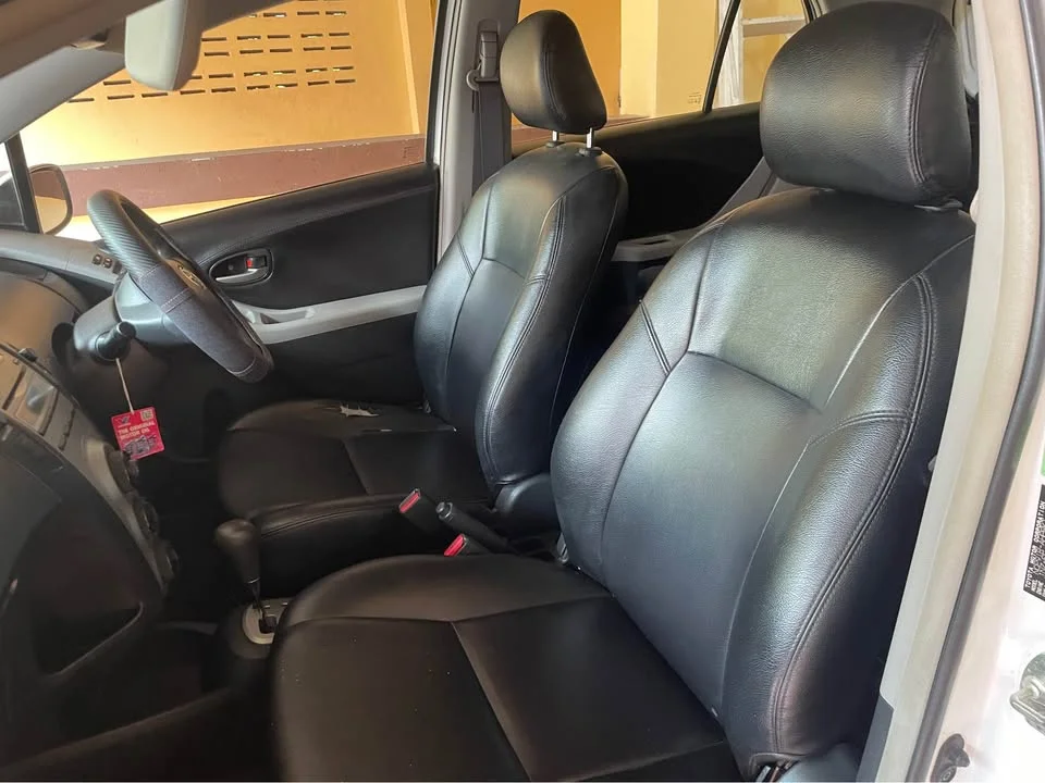 2011 Toyota Yaris II 3