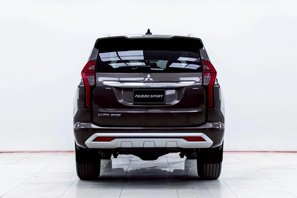 2020 Mitsubishi Pajero Sport III 2