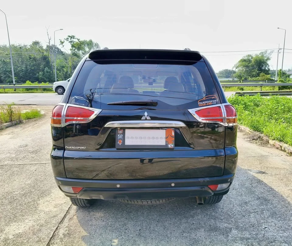 2012 Mitsubishi Pajero Sport II 2