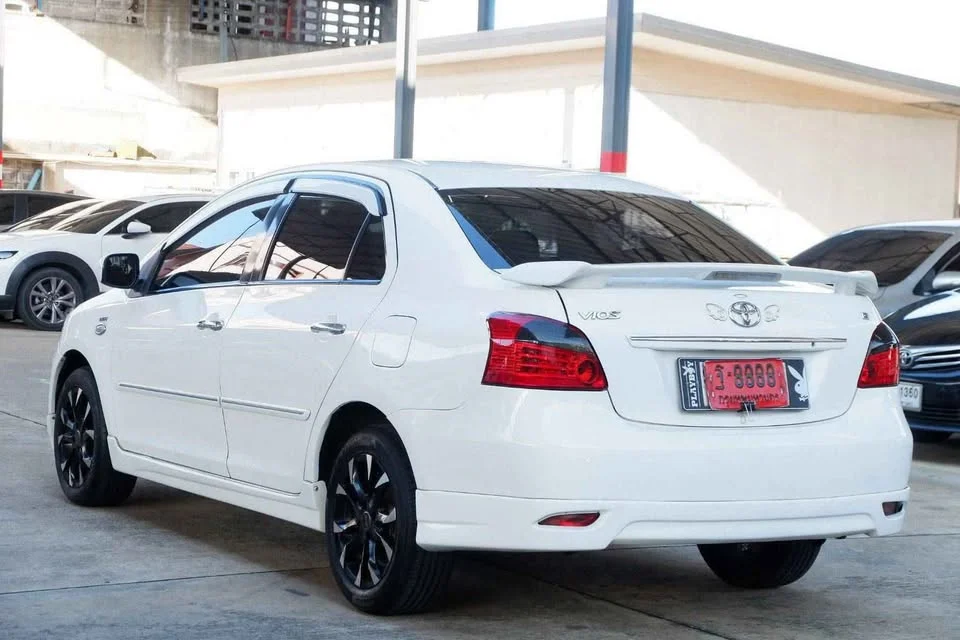 2010 Toyota Vios II 2