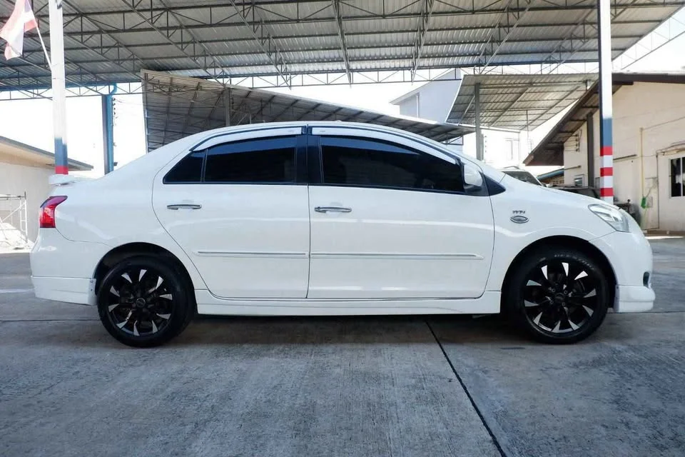 2010 Toyota Vios II 3