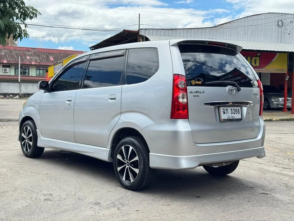 2007 Toyota Avanza I 2