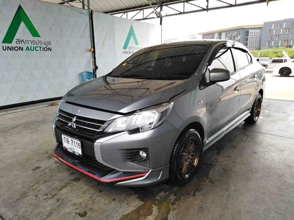Mitsubishi Attrage VI 2