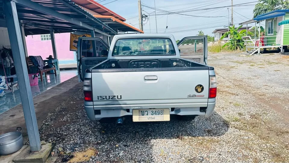2002 Isuzu Faster Dragon Eyes III 2