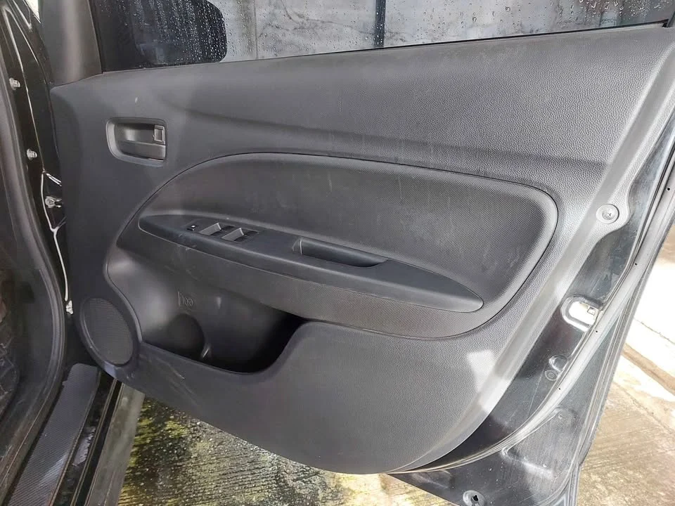 2013 Mitsubishi Attrage VI 3