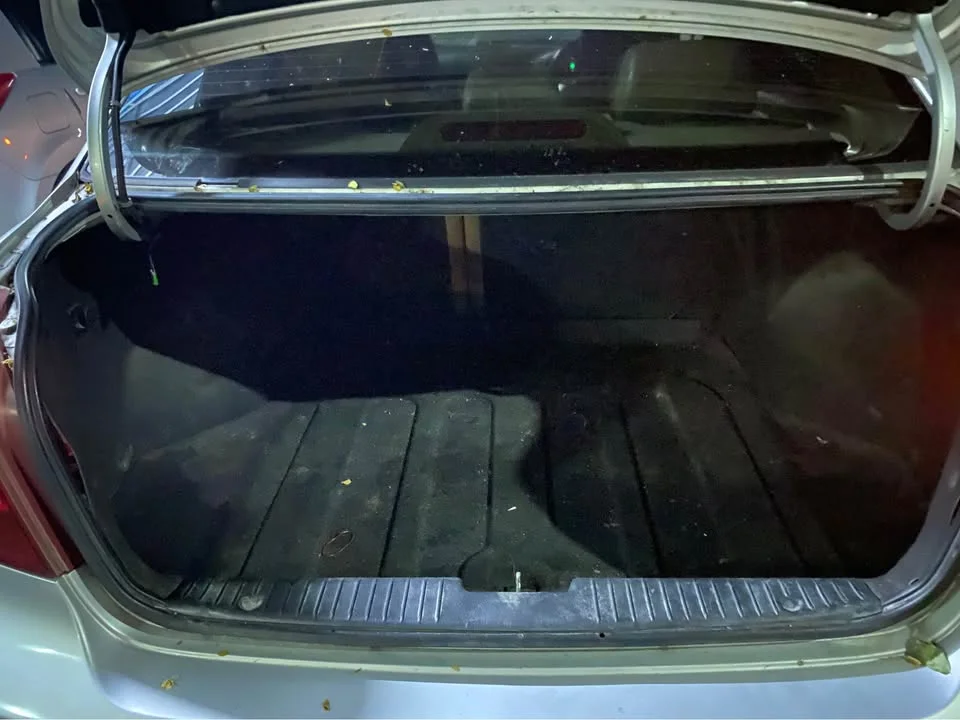 2004 Chevrolet Optra 3