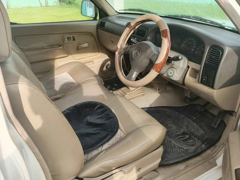 2005 Nissan Frontier I 2