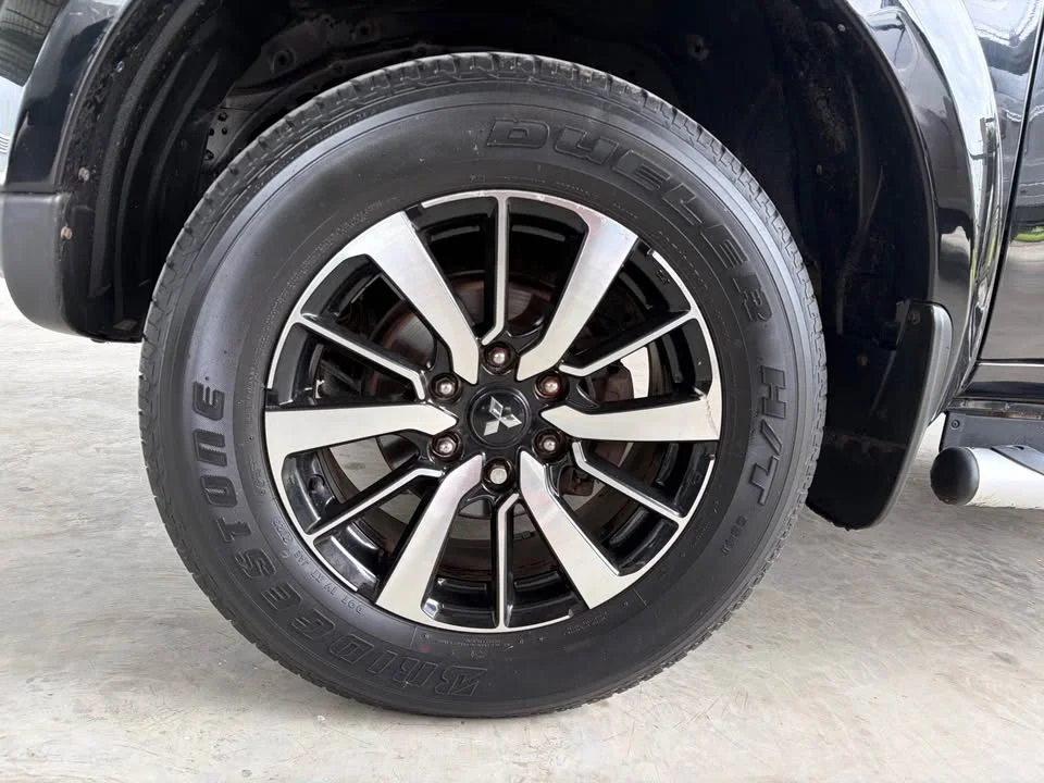 2009 Mitsubishi Pajero Sport II 3