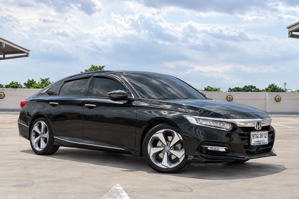 2019 Honda Accord X 3