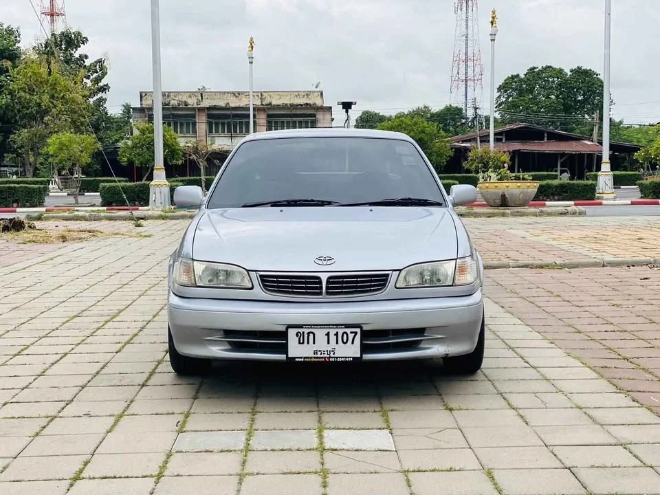 2000 Toyota Corolla Altis VIII (E110) 3