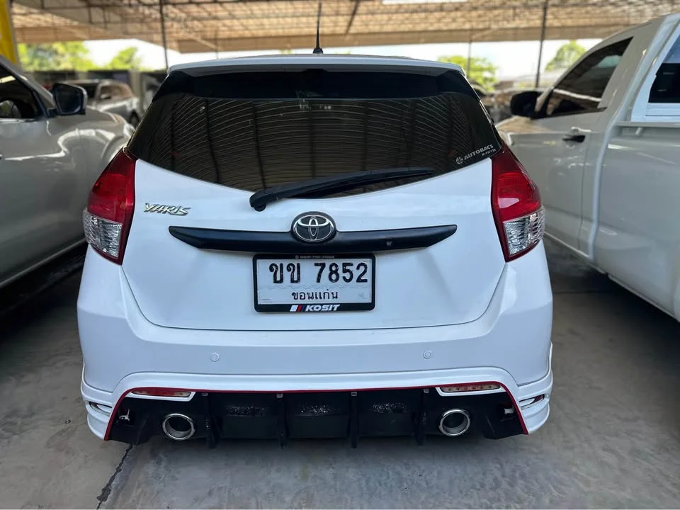 2015 Toyota Yaris III 3