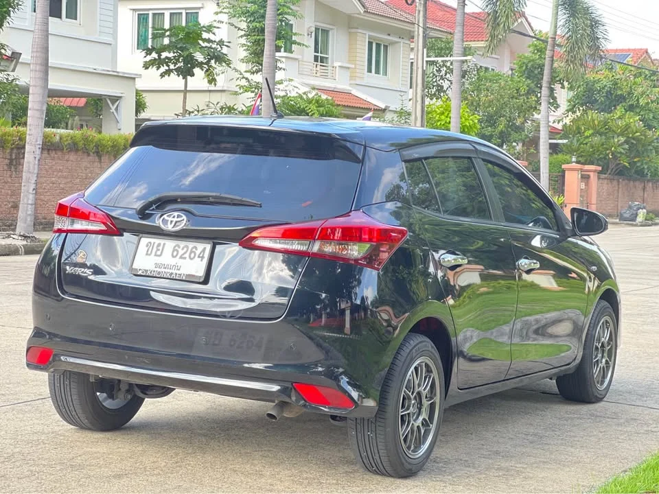 2020 Toyota Yaris III 2